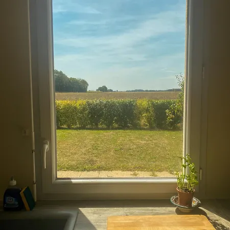 Maison Lumineuse, Proche Et Nature Holiday home