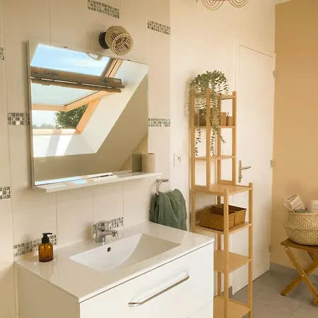 בית נופש Maison Lumineuse, Proche Et Nature *