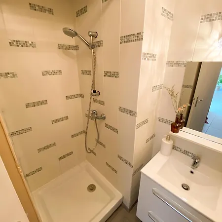 Maison Lumineuse, Proche Et Nature Holiday home *